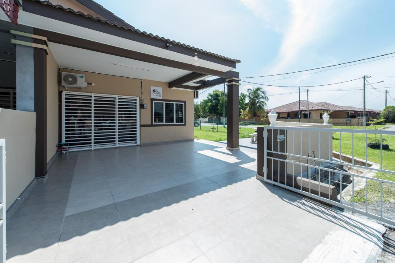 Zai Ham Homestay Pusing Luaran gambar